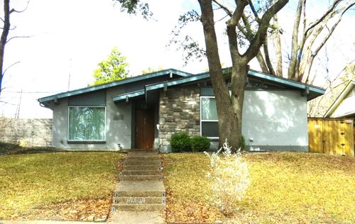 10505 Swallow Ln, Dallas, TX, 75218-2322 | Card Image