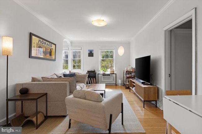 APT-402 - 3028 Wisconsin Ave Nw, Condo with 2 bedrooms, 2 bathrooms and null parking in WASHINGTON DC | Image 4