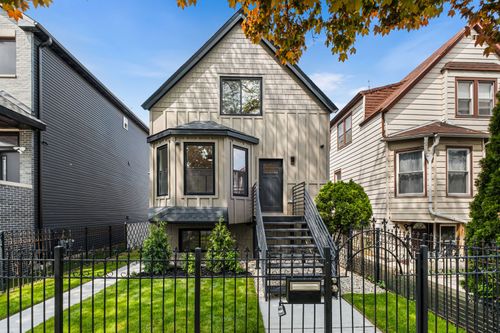2204 N Kildare Ave, Chicago, IL, 60639-3654 | Card Image