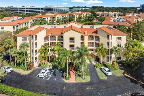 apt-401-300 Uno Lago Dr, Juno Beach, FL, 33408-2688 | Card Image