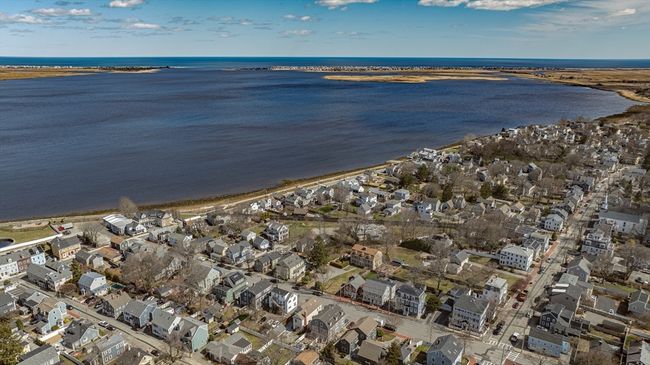 B - 32 Bromfield St, Condo with 3 bedrooms, 3 bathrooms and 2 parking in Newburyport MA | Image 37