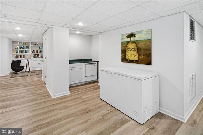 8 Colonial Ct, House other with 3 bedrooms, 3 bathrooms and null parking in SKILLMAN NJ | Image 39