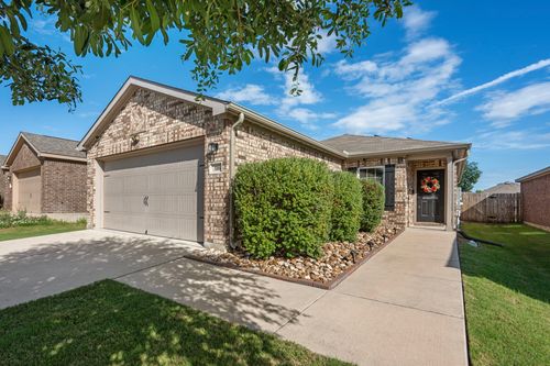 316 Continental Ave, Liberty Hill, TX, 78642-2020 | Card Image