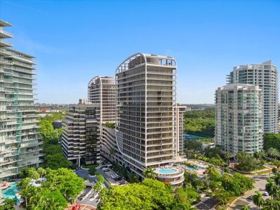 505 - 2655 S Bayshore Drive, Condo with 2 bedrooms, 2 bathrooms and null parking in Coconut Grove FL | Image 1