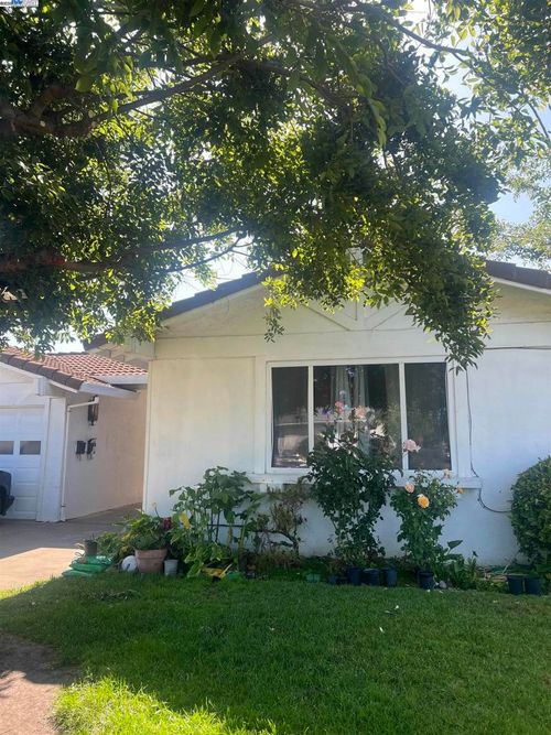 2606 Silsby Ave, Union City, CA, 94587-5243 | Card Image