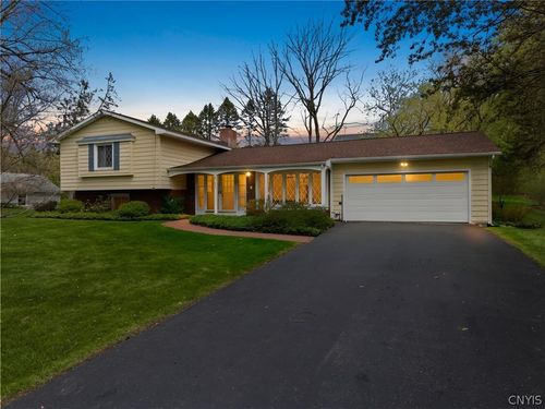 5514 N Manlius St, Fayetteville, NY, 13066-9636 | Card Image