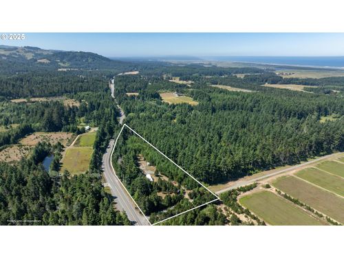 45746 Highway 101, Bandon, OR, 97411-8256 | Card Image
