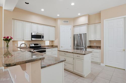 7366 E Eagle Feather Road, Scottsdale, AZ, 85266 | Card Image