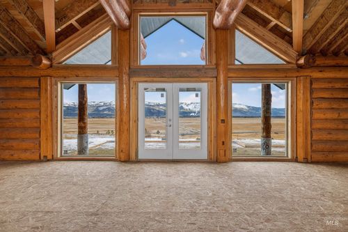 12594 Takeuchi Dr, Donnelly, ID, 83615 | Card Image