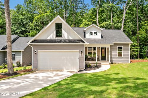 1824 Irish Blvd, Sanford, NC, 27332-7333 | Card Image