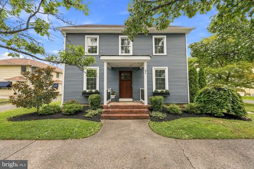 81 Union St, Medford, NJ, 08055-2432 | Card Image