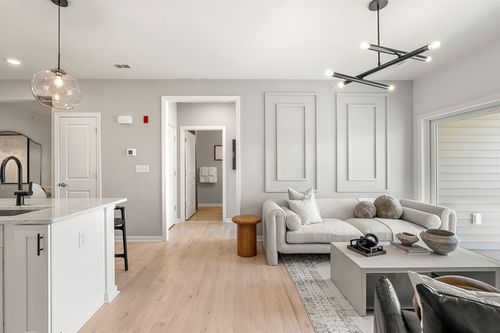 410-320 Martins Lndg, North Reading, MA, 01864 | Card Image