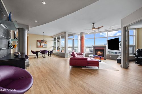 610-140 E Rio Salado Pkwy, Tempe, AZ, 85281-4943 | Card Image