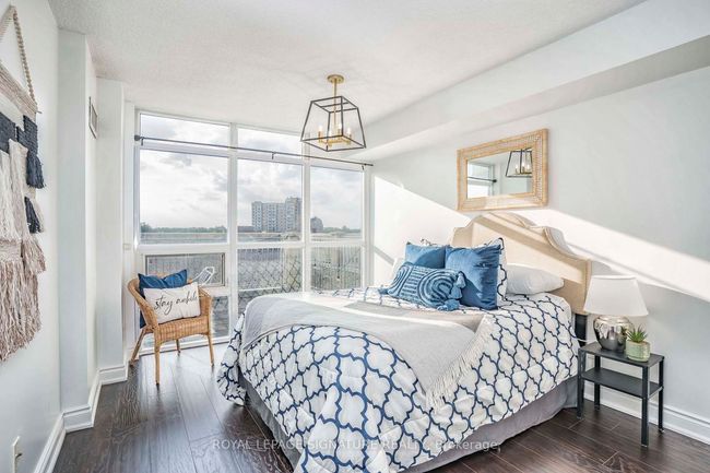 612 - 9 George St N, Condo with 2 bedrooms, 1 bathrooms and 1 parking in Brampton ON | Image 19