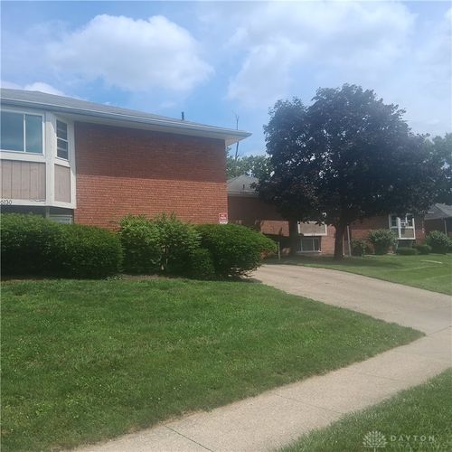 m3-6130 Ridgeacres Drive, Hamilton, OH, 45237 | Card Image