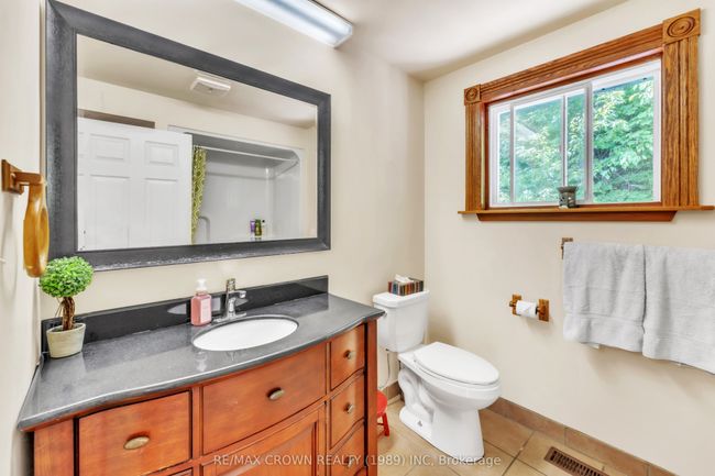 389 S River Rd, House other with 5 bedrooms, 3 bathrooms and 20 parking in Nipissing ON | Image 24