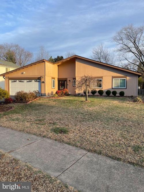 2537 Oakhampton Pl, HERNDON, VA, 20171-2704 | Card Image