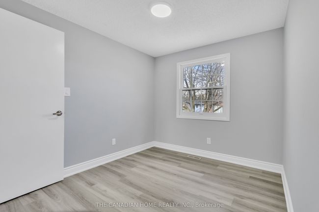 6596 Harmony Ave, House attached with 4 bedrooms, 2 bathrooms and 3 parking in Niagara Falls ON | Image 29