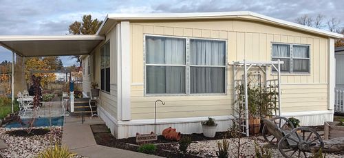 112 Briarwood Way, Grants Pass, OR, 97526-5903 | Card Image