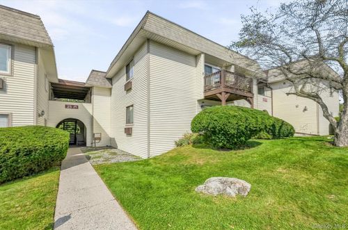 2d-25 Village Park Drive, Fishkill, NY, 12524 | Card Image