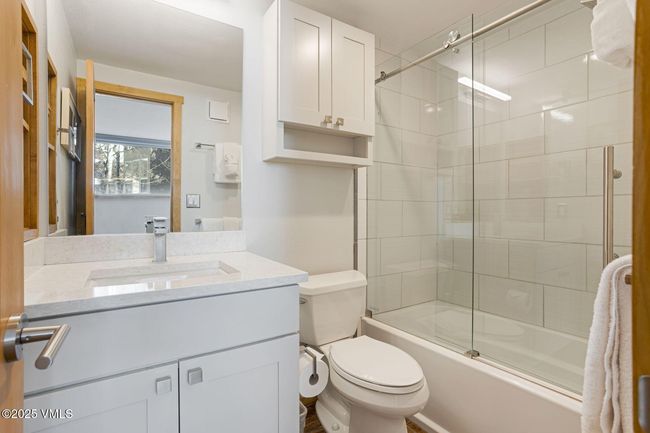 2311 - 1100 N Frontage Rd W, Condo with 2 bedrooms, 2 bathrooms and null parking in Vail CO | Image 17
