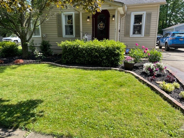 Jay St, Newton Falls, OH 44444