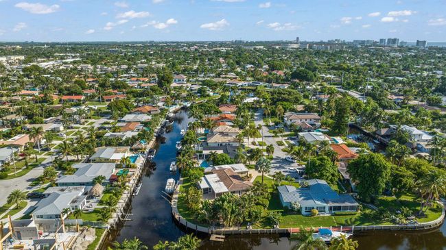 1233 Se 11 Th Ave, House other with 3 bedrooms, 2 bathrooms and null parking in Deerfield Beach FL | Image 5