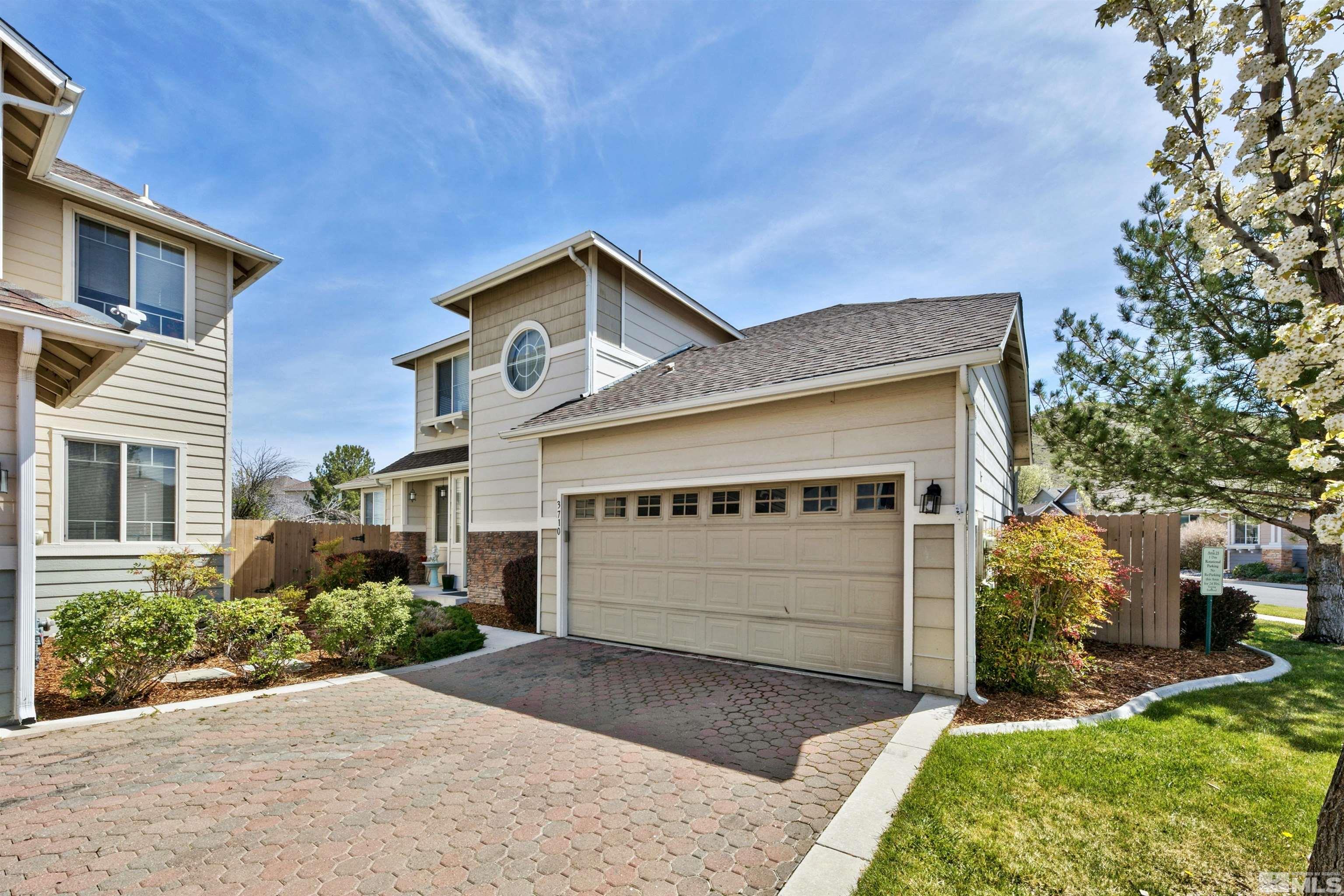 Herons Landing Dr, Reno, NV 89502