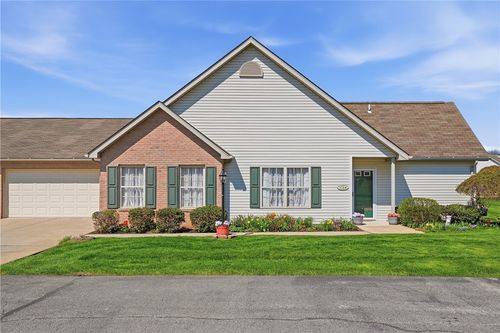 1064 Timberwood Dr, Beaver Falls, PA, 15010-1614 | Card Image