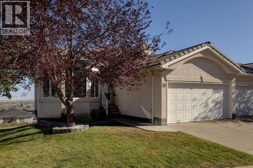 33 Hampstead Green Nw, Calgary, AB, T3A6H1 | Card Image