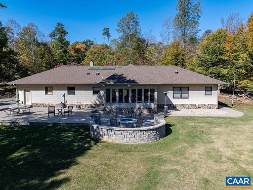 374 White Oak Dr, PALMYRA, VA, 22963-4278 | Card Image