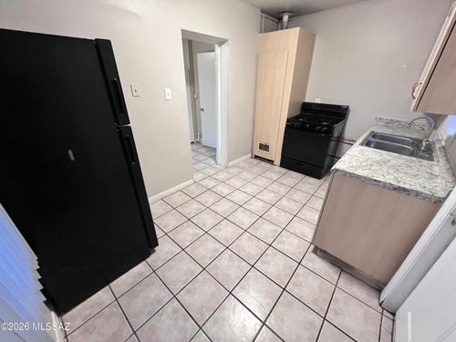 2-2620 N Stone Avenue, Tucson, AZ, 85705 | Card Image