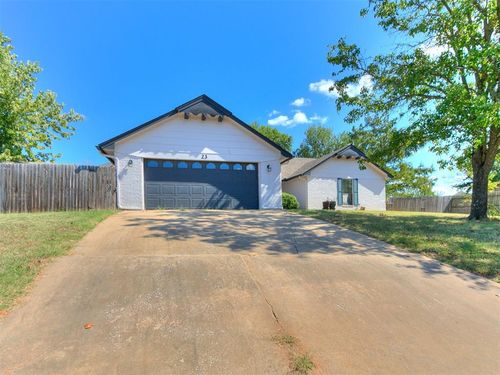 23 Crown Point, Shawnee, OK, 74804 | Card Image