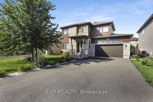 225 Sunset Crescent, Russell, ON, K4R0E5 | Card Image
