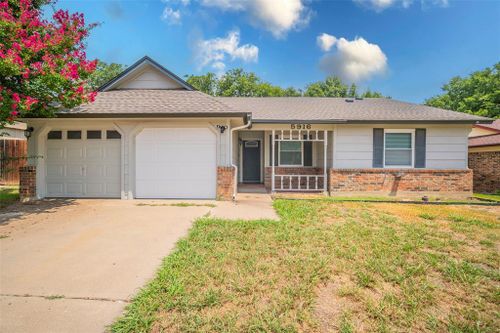 5916 Sea Breeze Lane, Fort Worth, TX, 76135 | Card Image