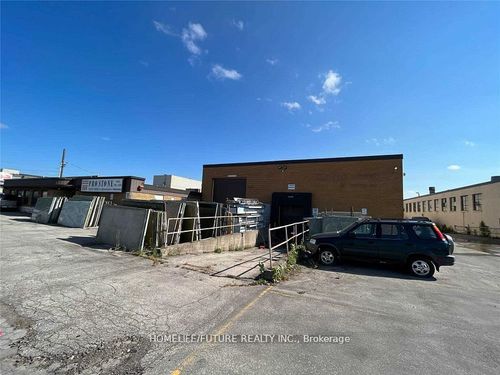 b-19 Bertrand Ave, Scarborough, ON, M1L2P3 | Card Image