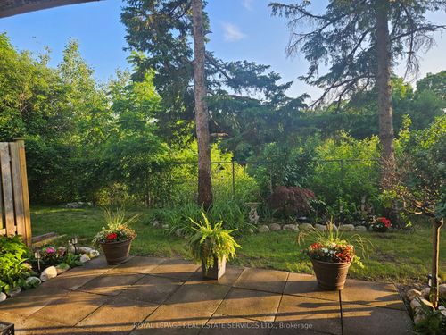 5-1008 Falgarwood Dr, Oakville, ON, L6H2P5 | Card Image