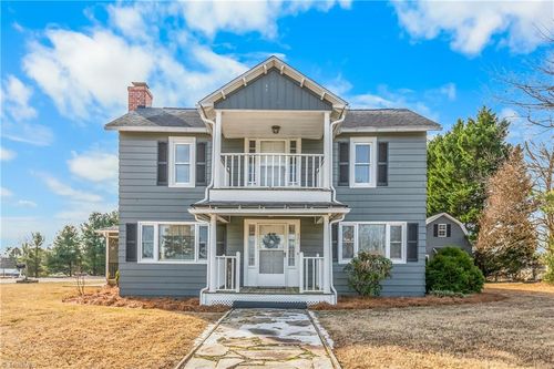 321 W Main St, East Bend, NC, 27018-7971 | Card Image