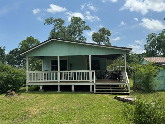 12215 Fm 442 Rd, House other with 2 bedrooms, 1 bathrooms and 1 parking in Boling TX | Image 8
