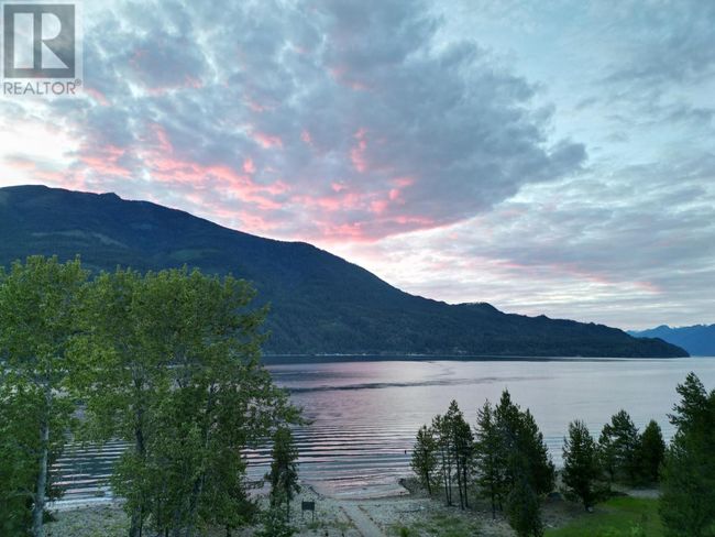 179 Kootenay Lake Rd, House other with 2 bedrooms, 2 bathrooms and 12 parking in Procter BC | Image 94