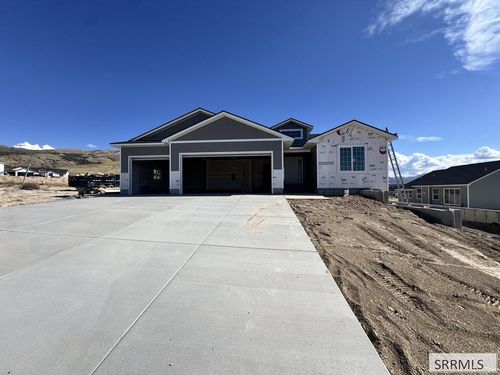 1705 Dumas Cir, Pocatello, ID, 83204-2066 | Card Image