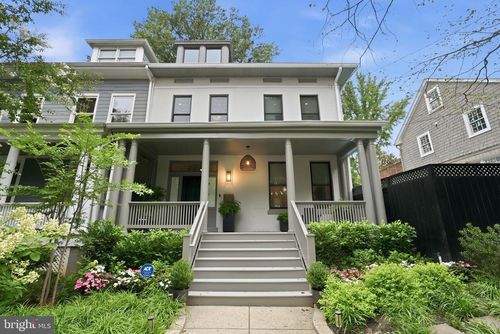 2558 36th St Nw, WASHINGTON, DC, 20007-1458 | Card Image