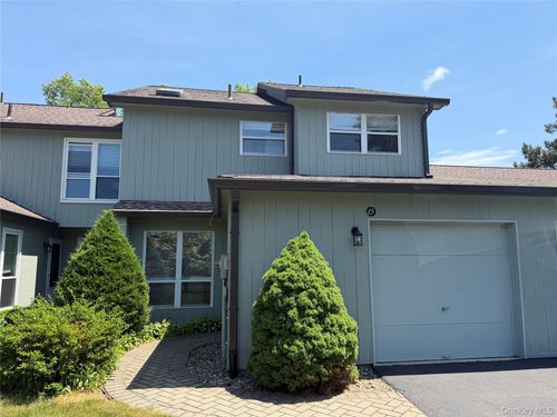 15 Pond Drive W, Rhinebeck, NY, 12572 | Card Image