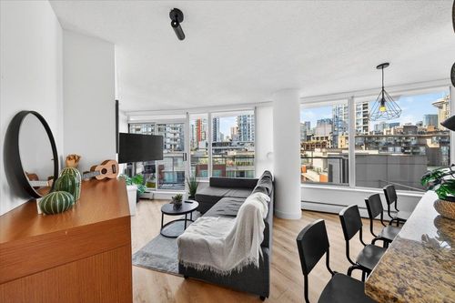 905-58 Keefer Pl, Vancouver, BC, V6B0B8 | Card Image
