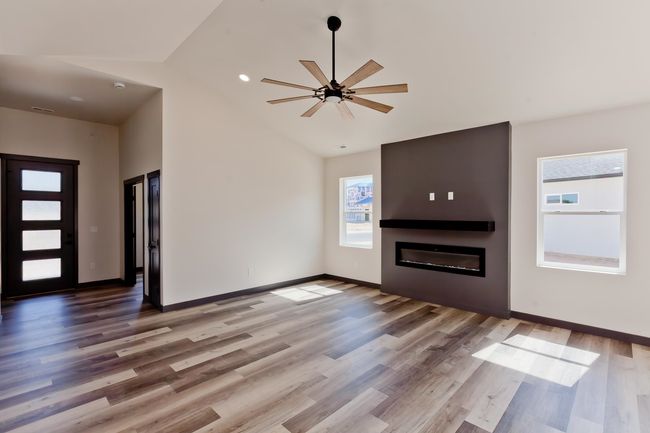 2877 Rock Creek Dr, House other with 4 bedrooms, 2 bathrooms and null parking in Grand Junction CO | Image 9