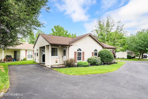 1000-23 Datchet Close, Freehold, NJ, 07728-3820 | Card Image