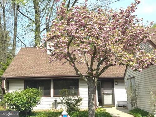 30 E Bluebell Ln, MOUNT LAUREL, NJ, 08054-2502 | Card Image