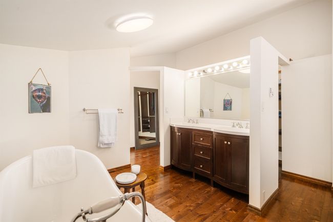 1557 White Sails Dr, House other with 3 bedrooms, 3 bathrooms and 4 parking in Bowen Island BC | Image 15