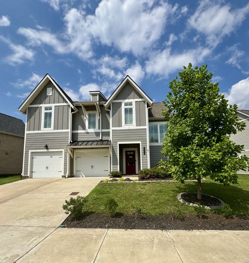 2011 Farm St, Mount Juliet, TN, 37122-1221 | Card Image