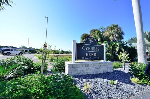 8611 Mullwood Dr, ESTERO, FL, 33928-4011 | Card Image